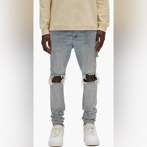 Purple Brand Jeans. Dropped Fit Mid Rise Slim Leg. Style P002. Distressed.